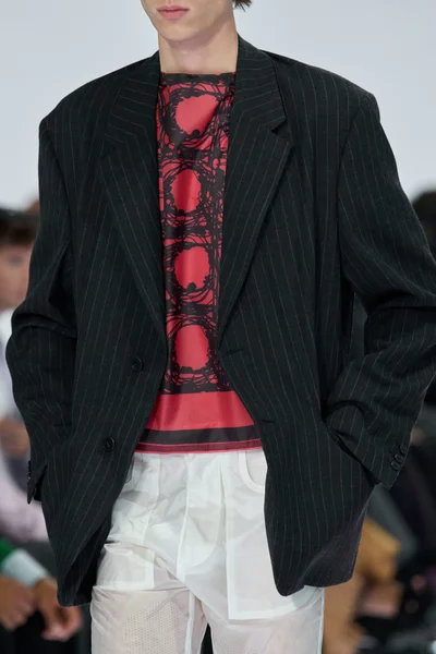 Look 93